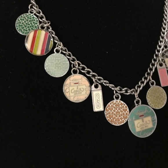 Coach necklace 🎀 - Picture 3 of 5